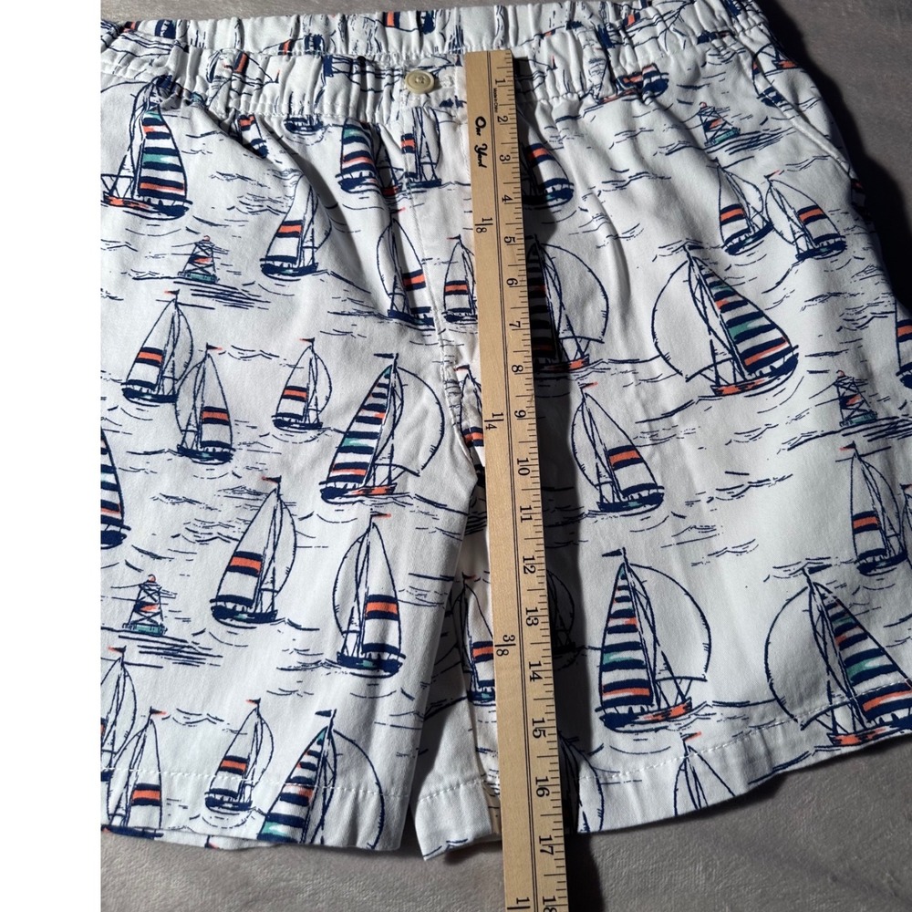 IZOD Saltwater Stretch Mens Sailboat Print Board Shorts Nautical Size L 7 Inseam - Picture 4 of 7